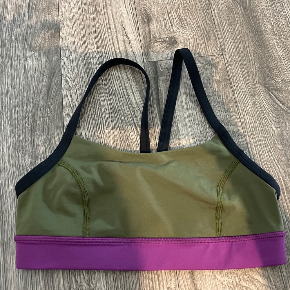 Lululemon bra
